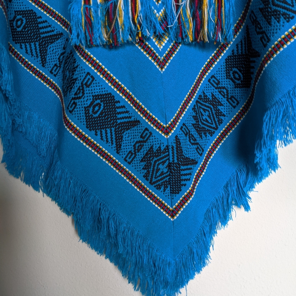 SOLD 🤠 Turquoise western wool Aztec poncho cape - Picture 4 of 6